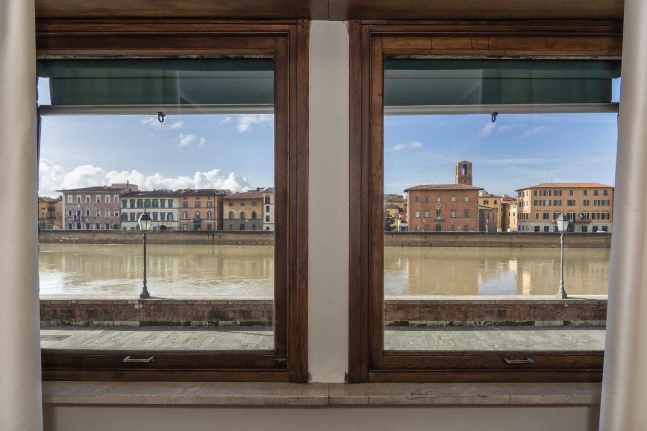 The River Pisa Luaran gambar